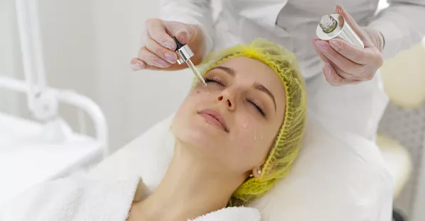Hydrafacial Nedir? Aşamaları ve Faydaları