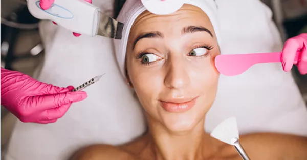 Popüler Cilt Bakım Trendleri Skin Flooding, Skin Cycling ve Slugging